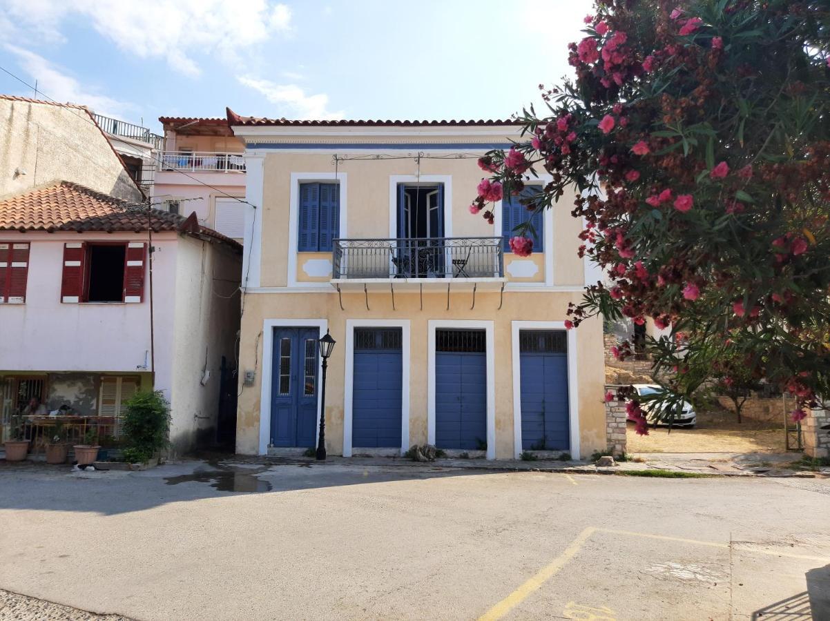 Traditional House At Koroni Near Beach Eksteriør bilde